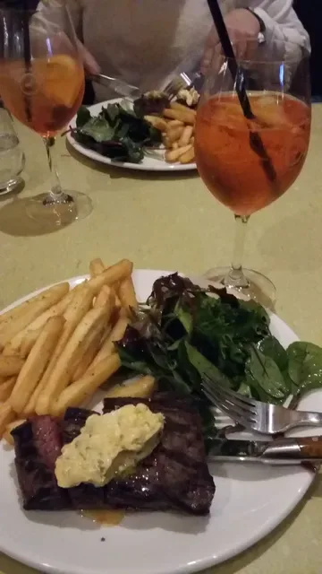 Natural History Bar & Grill
