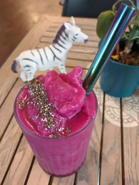 nature cafe bar