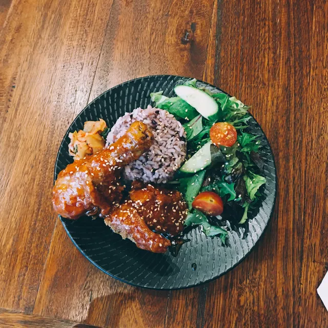 NeNe Chicken