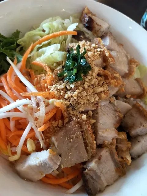 Nguyen Pho & Banh Mi
