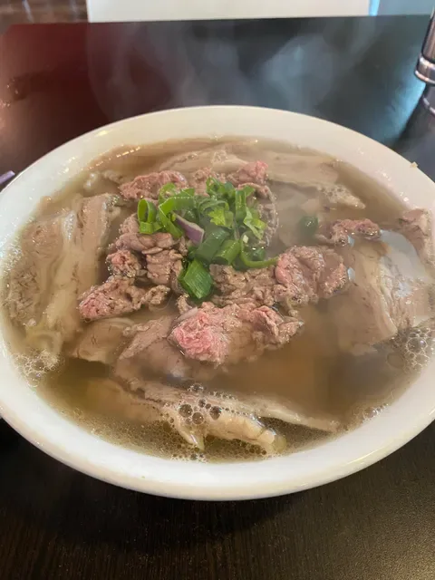 Nguyen Pho & Banh Mi