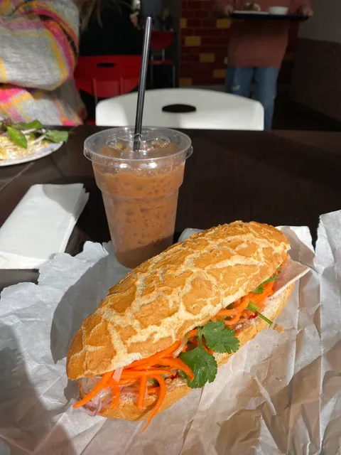 Nguyen Pho & Banh Mi