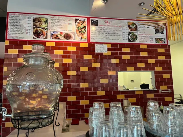 Nguyen Pho & Banh Mi