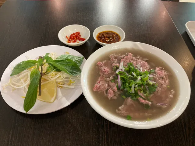 Nguyen Pho & Banh Mi