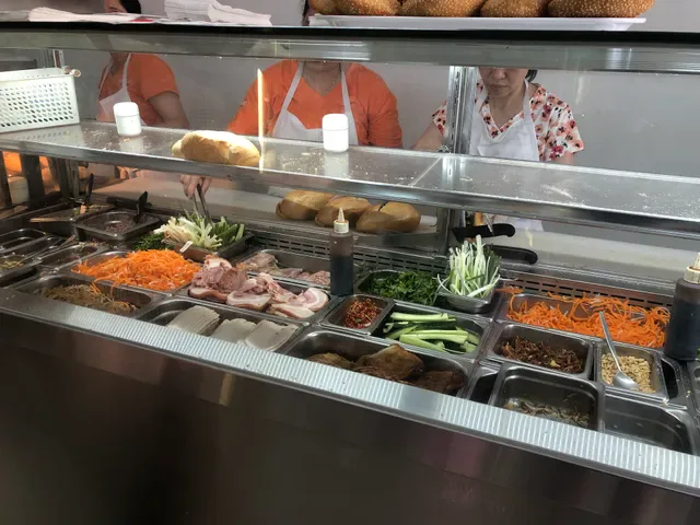 Nhu Lan Bakery