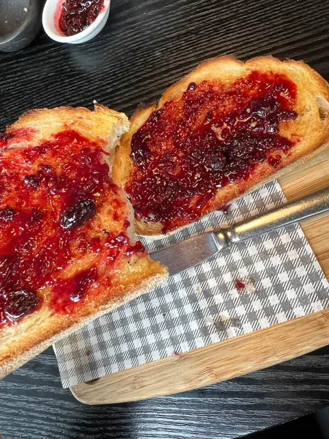 Niche On Bridge