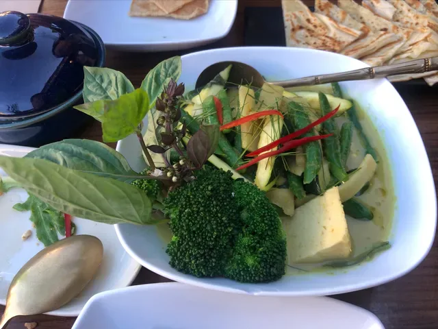 Noi Thai