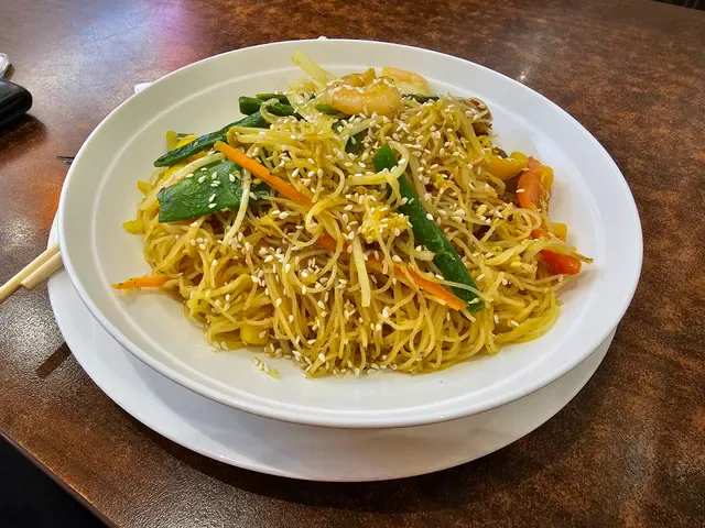 Noodle on Errols