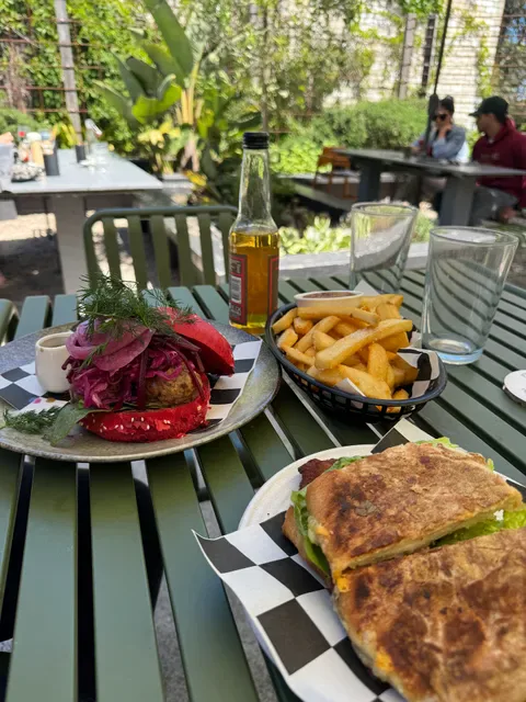 Nordie Café