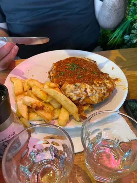 Old School Pizza & Stonegrill