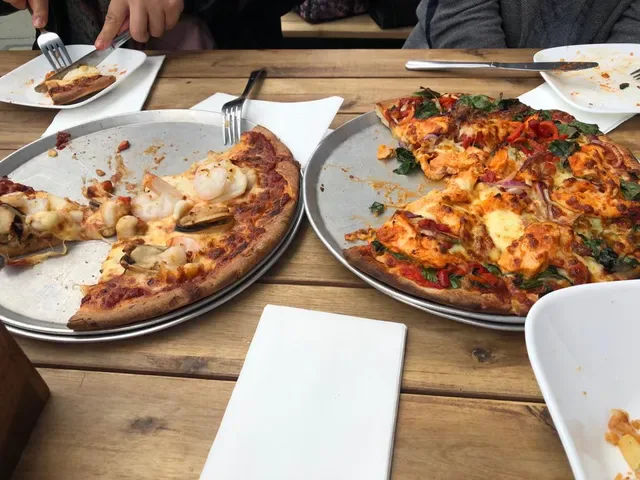 Old School Pizza & Stonegrill