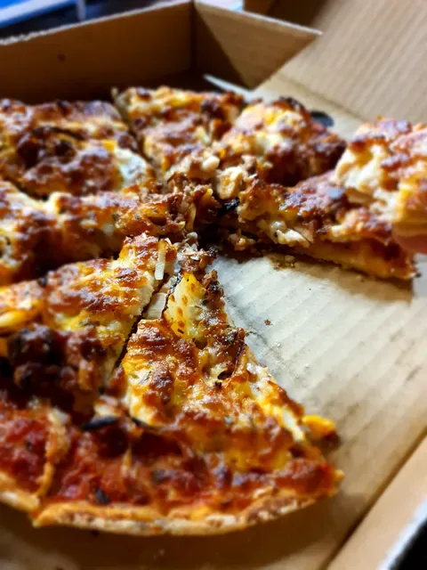 Olive and Pineapple- Best pizza's in Frankston