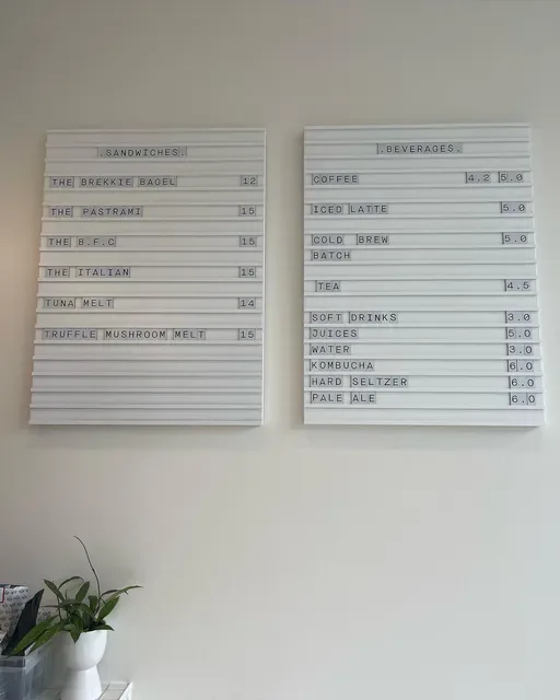 Ollie's Deli