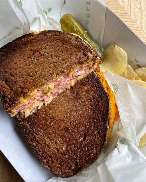 Ollie's Deli