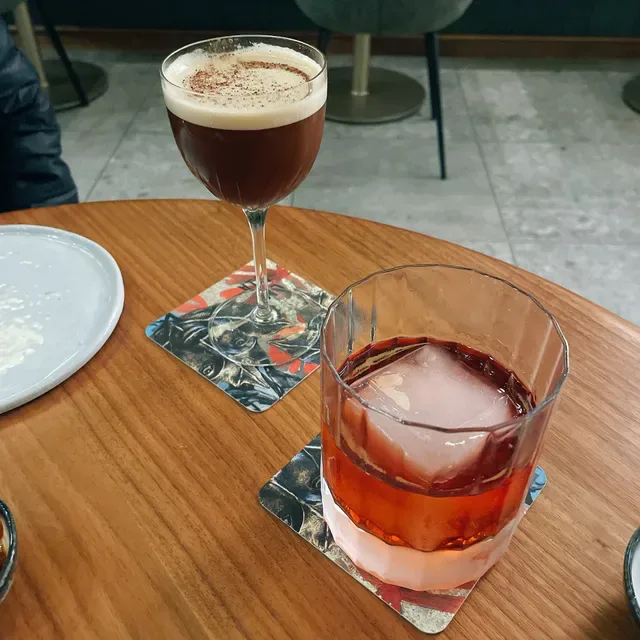Omnia Bistro & Bar