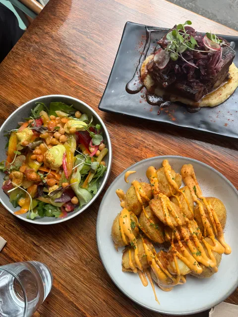 ONDA Bar & Eatery - Richmond
