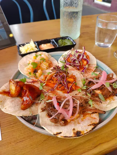 ONDA Bar & Eatery - Richmond