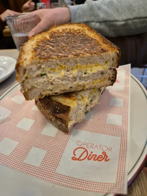 Operator Diner