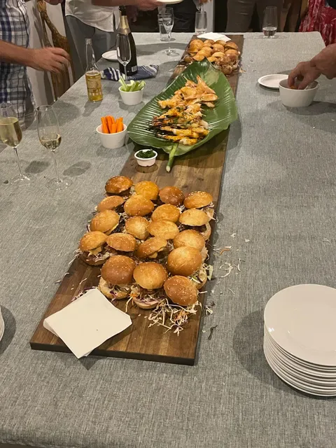 Oscar's Hangout