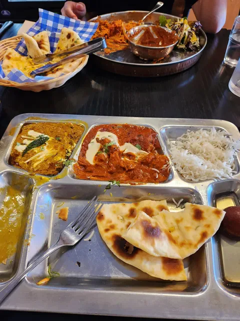 Oye Bombay