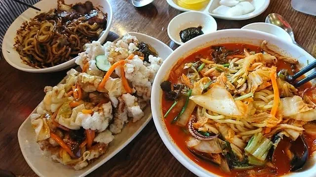 Paik's Noodle CBD