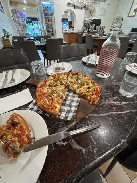 Paloma Pizza & Pasta Restaurant
