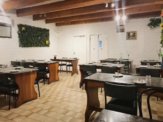 Paloma Pizza & Pasta Restaurant
