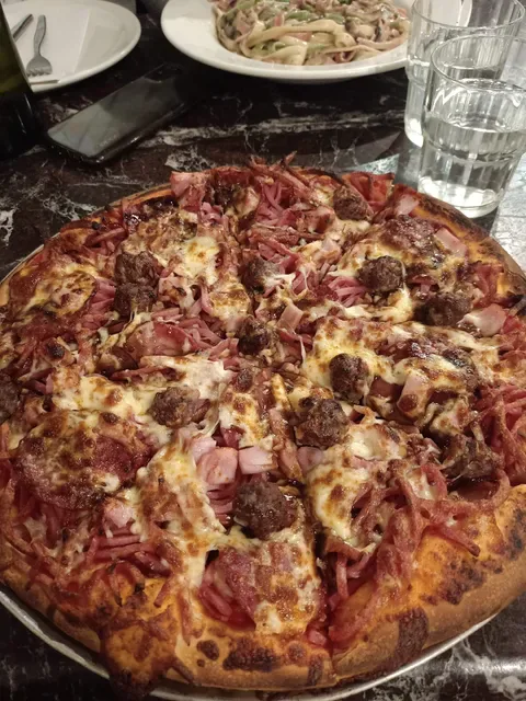 Paloma Pizza & Pasta Restaurant