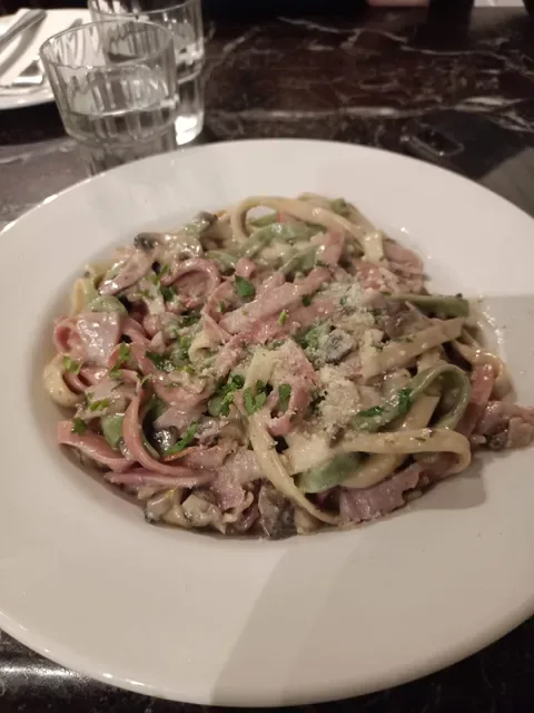 Paloma Pizza & Pasta Restaurant