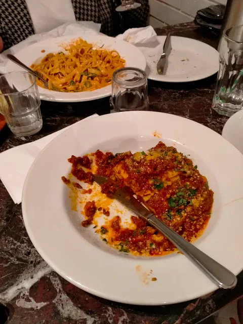 Paloma Pizza & Pasta Restaurant