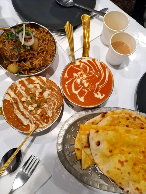 Paramount Indian- Best restaurant in Springvale