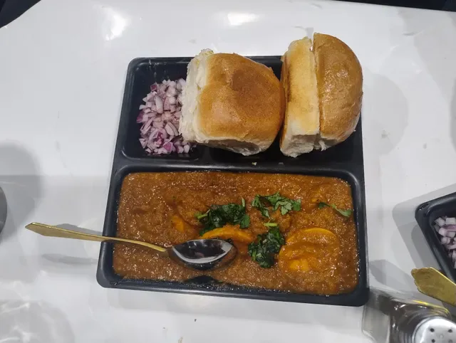 Paramount Indian- Best restaurant in Springvale