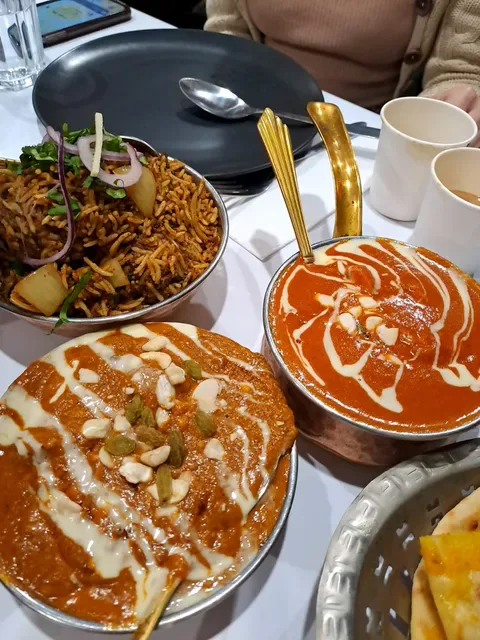 Paramount Indian- Best restaurant in Springvale