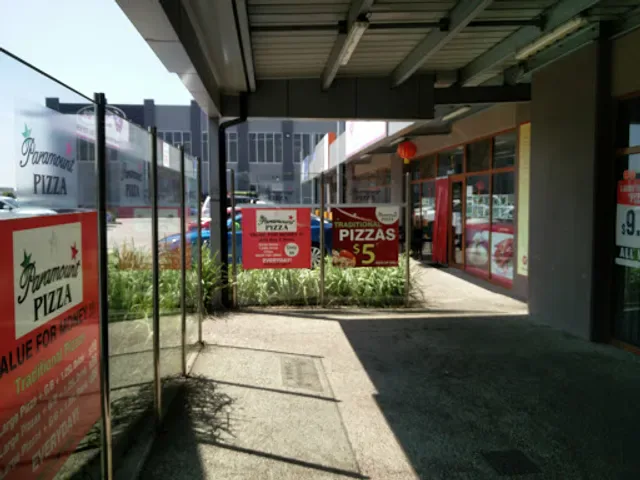 Paramount Pizza