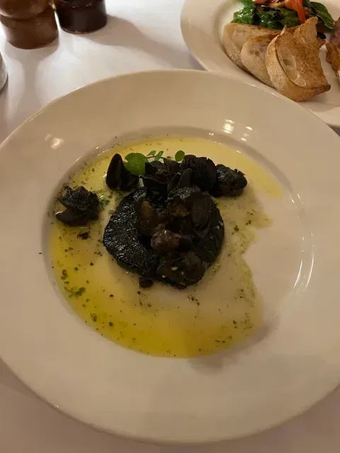 Paris Go Bistro