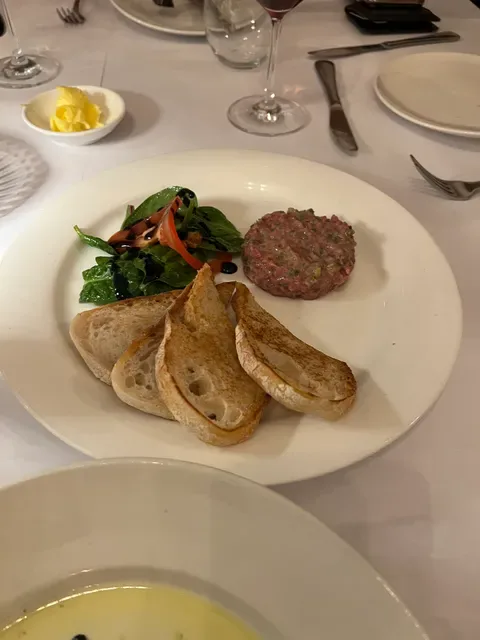 Paris Go Bistro