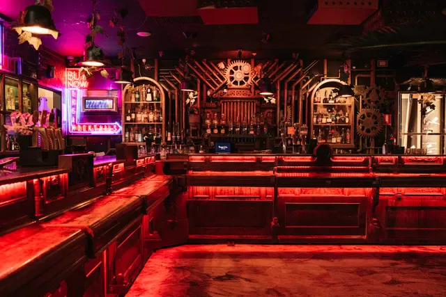 Pawn & Co
