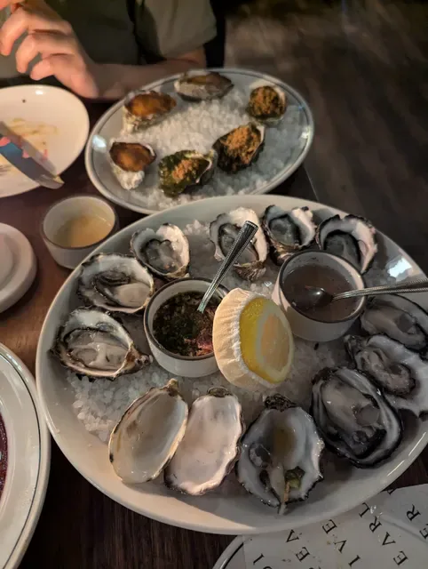 Pearl Diver