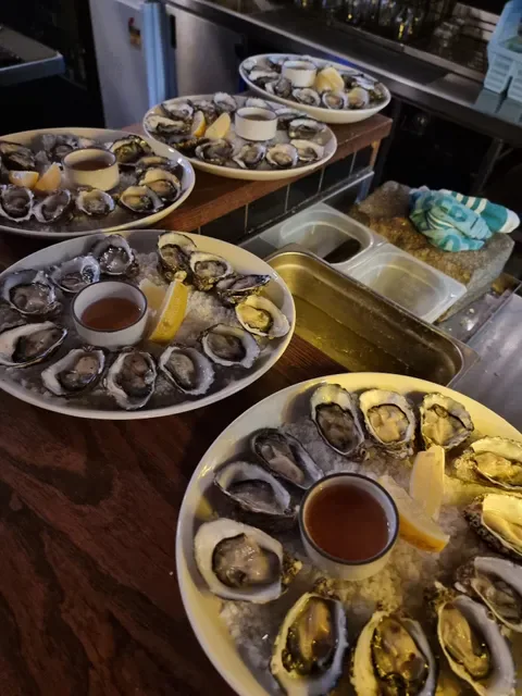 Pearl Diver