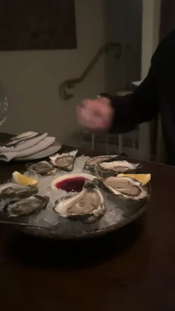 Pearl Diver