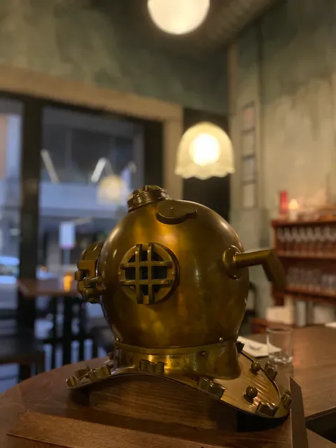 Pearl Diver