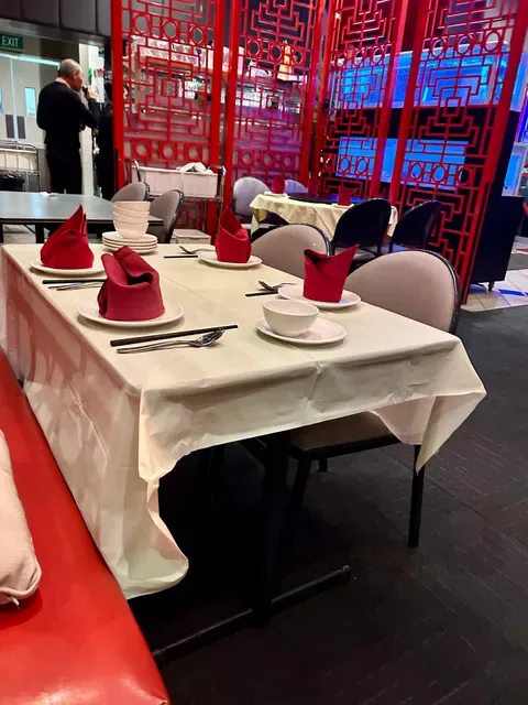 Peking Land Chinese Restaurant