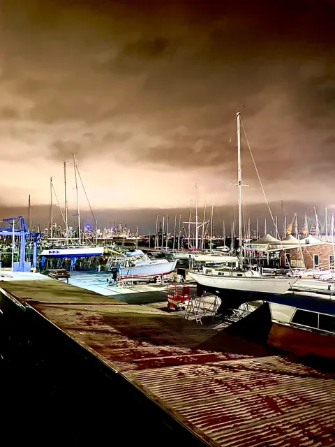 Pelicans Landing