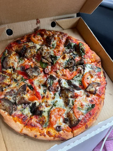 Pero's Pizza House