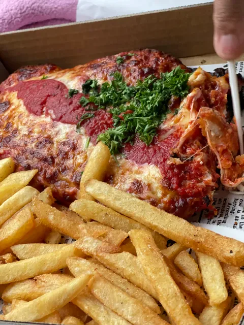 Pero's Pizza House