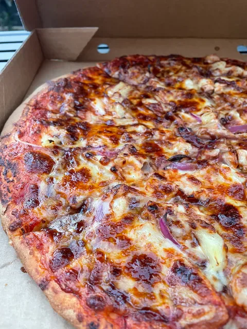 Pero's Pizza House