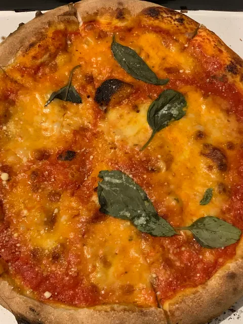 Petrino Woodfire Pizza
