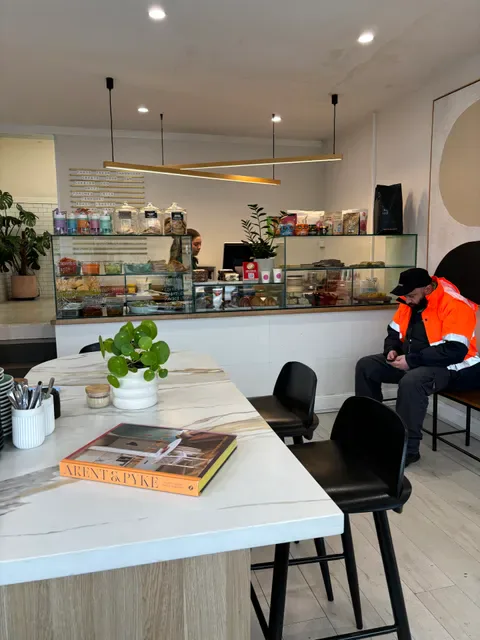phatMILK Café