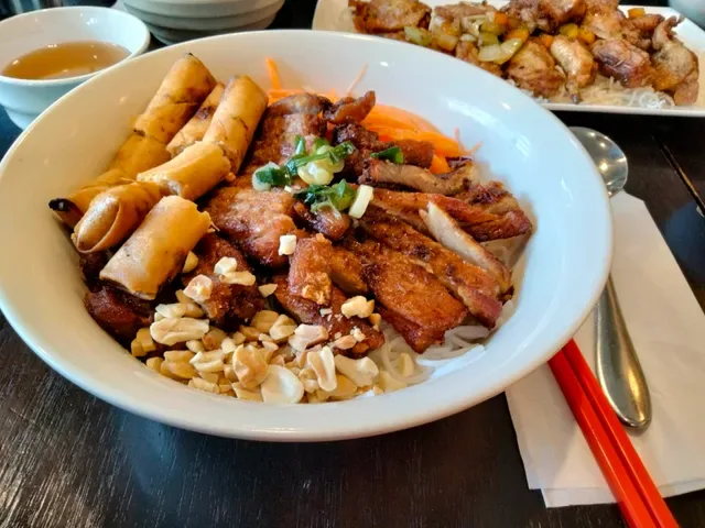 Pho 999