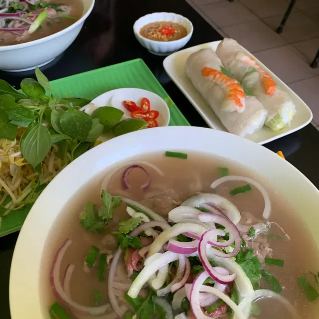 Pho Fitzroy